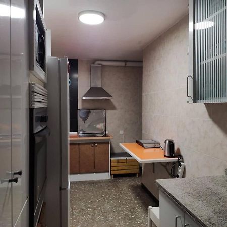 35-3- Комната В Квартире Для Семьи От 1 До 4 Человек В Центре Аликанте Alicante Ngoại thất bức ảnh